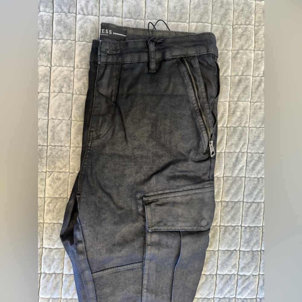 Shiny Black Guess Jeans, Men’s Tapered slim size 33 NEW